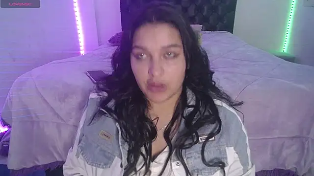 Snapshot of Laurenkenner_ chatting on May 6, 2026, 6:45 pm Laurenkenner online show from May 6, 2026, 6:45 pm