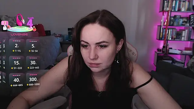 Snapshot of SexyWitch_666 chatting on August 3, 2026, 6:21 am SexyWitch 666 online show from August 3, 2026, 6:21 am