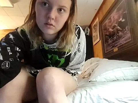 Ryan and Aurora online show from January 8, 2026, 11:11 pm