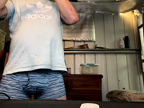 Snapshot of nakud4u chatting on December 15, 2025, 5:24 am nakud4u online show from December 15, 2025, 5:24 am