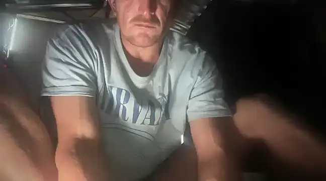 Snapshot of nakud4u chatting on March 22, 2025, 12:17 am nakud4u online show from March 22, 2025, 12:17 am