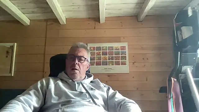 lelohop online show from May 19, 2026, 11:50 am