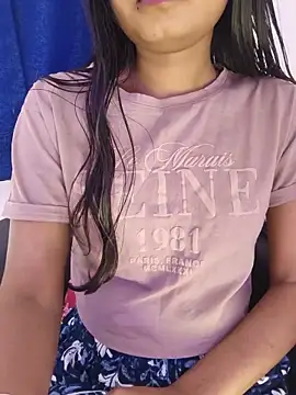 yhona darling online show from May 28, 2026, 1:28 pm
