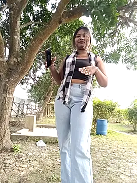 Hot Urvi online show from December 19, 2025, 7:11 am