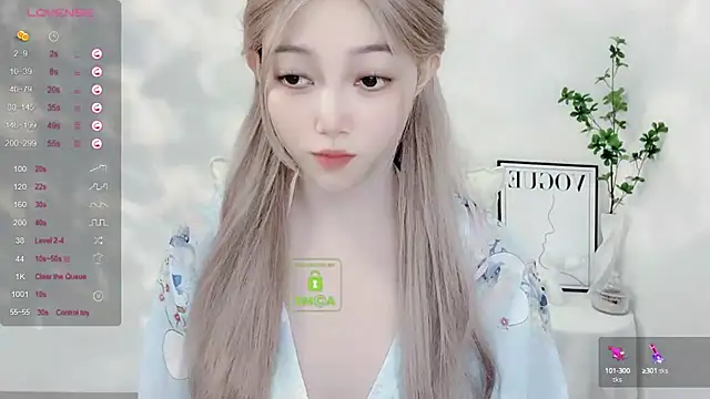Snapshot of Happy-Minnie chatting on January 8, 2025, 7:13 am Happy-Minnie online show from January 8, 2025, 7:13 am