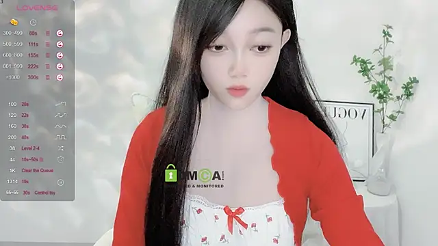 Snapshot of Happy-Minnie chatting on December 17, 2024, 8:43 pm Happy-Minnie online show from December 17, 2024, 8:43 pm