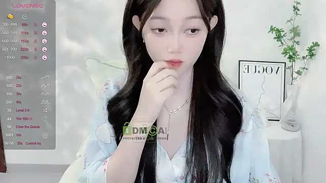 Snapshot of Happy-Minnie chatting on January 1, 2025, 7:09 am Happy-Minnie online show from January 1, 2025, 7:09 am