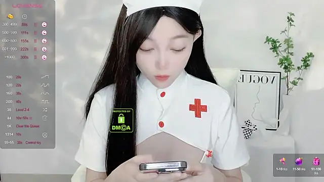 Snapshot of Happy-Minnie chatting on December 2, 2024, 11:02 pm Happy-Minnie online show from December 2, 2024, 11:02 pm