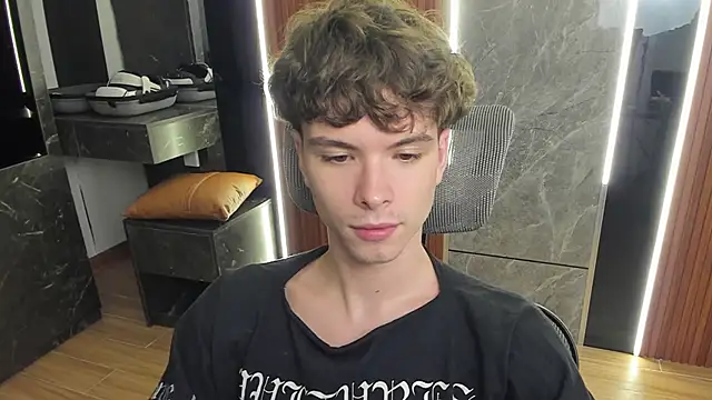 calvin love you online show from June 9, 2026, 5:03 pm