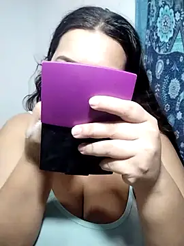 Snapshot of kailyn_bohorquez chatting on March 8, 2025, 4:01 am kailyn bohorquez online show from March 8, 2025, 4:01 am