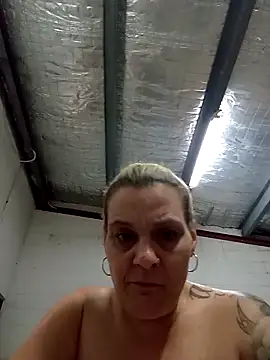 Snapshot of llASHll chatting on November 26, 2025, 9:37 pm llASHll online show from November 26, 2025, 9:37 pm