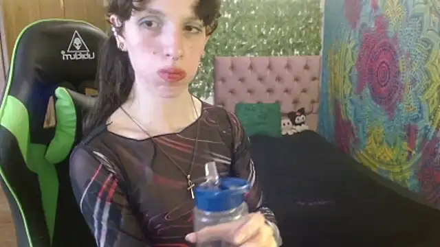 BurningVenus12 online show from May 15, 2026, 12:36 pm