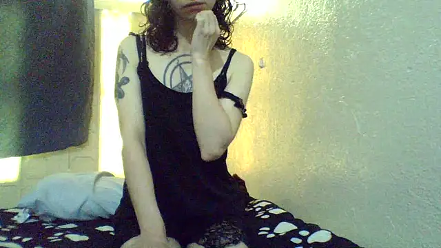 CELEna098rs707 online show from February 21, 2026, 7:49 pm