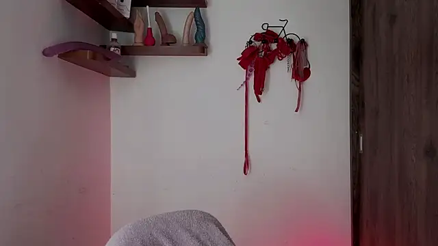 avans 15 online show from November 26, 2025, 9:04 pm