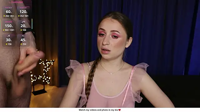 Snapshot of sweet_couple777 chatting on March 1, 2026, 5:46 pm sweet couple777 online show from March 1, 2026, 5:46 pm