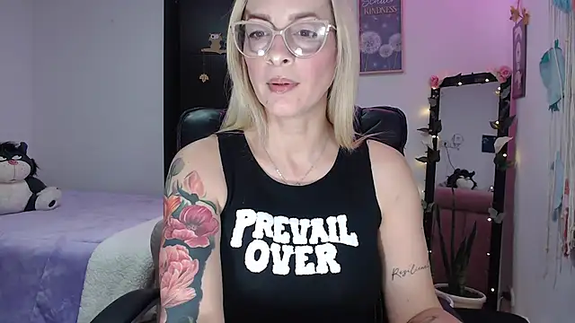 Snapshot of yulieth_anamar chatting on March 7, 2025, 10:10 pm yulieth anamar online show from March 7, 2025, 10:10 pm