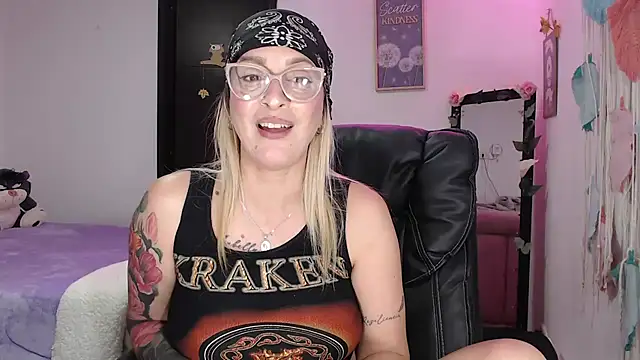 Snapshot of yulieth_anamar chatting on March 12, 2025, 12:09 am yulieth anamar online show from March 12, 2025, 12:09 am