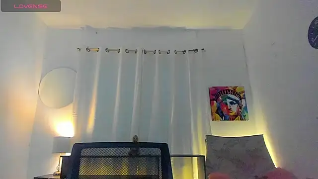 Snapshot of Sophie_sweett19 chatting on May 22, 2026, 1:25 am Sophie sweett19 online show from May 22, 2026, 1:25 am