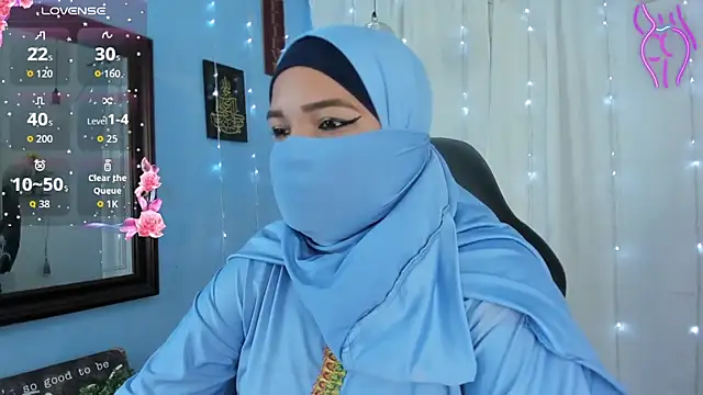 Snapshot of Falak-Yasin chatting on May 4, 2026, 12:19 pm Falak-Yasin online show from May 4, 2026, 12:19 pm