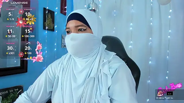Snapshot of Falak-Yasin chatting on April 28, 2026, 12:20 pm Falak-Yasin online show from April 28, 2026, 12:20 pm