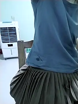 Snapshot of Anna-Cute69 chatting on November 10, 2025, 12:04 am Anna-Cute69 online show from November 10, 2025, 12:04 am