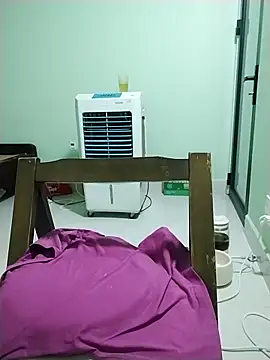 Snapshot of Anna-Cute69 chatting on November 14, 2025, 11:41 pm Anna-Cute69 online show from November 14, 2025, 11:41 pm