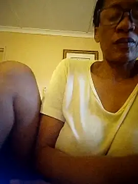 bustybillies online show from May 10, 2026, 2:52 pm