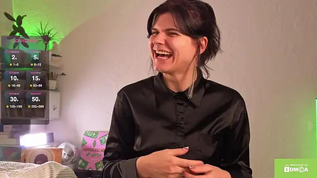 Snapshot of ginavontease chatting on November 22, 2025, 3:22 pm ginavontease online show from November 22, 2025, 3:22 pm