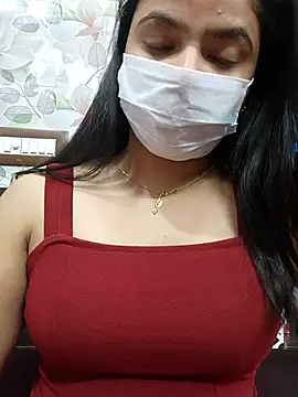 Myloveurvi online show from September 18, 2025, 7:50 pm