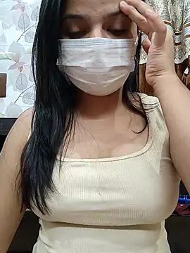 Myloveurvi online show from February 13, 2025, 4:50 pm