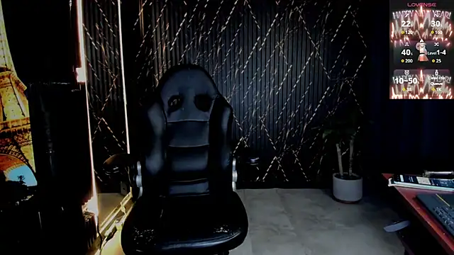 Snapshot of ZhoeStrong chatting on January 13, 2026, 11:25 am ZhoeStrong online show from January 13, 2026, 11:25 am