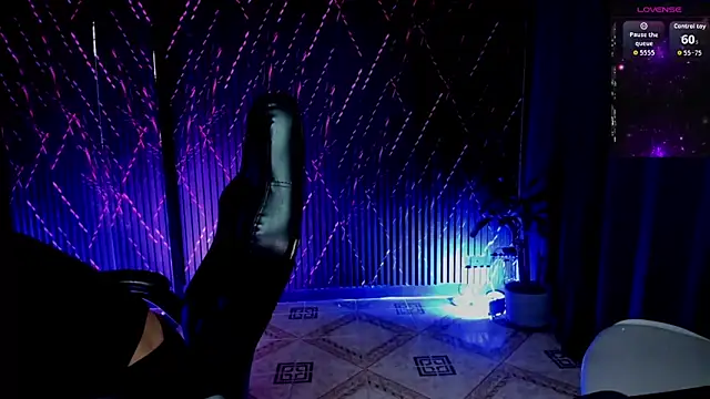 Snapshot of ZhoeStrong chatting on February 6, 2026, 11:45 pm ZhoeStrong online show from February 6, 2026, 11:45 pm