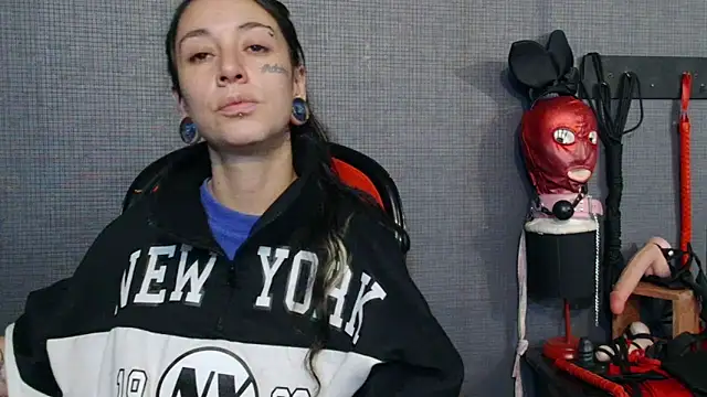 LusstCruella online show from March 2, 2025, 2:25 pm