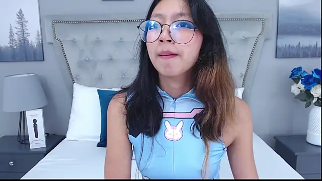 Snapshot of Yommi_Winx chatting on March 4, 2025, 10:05 pm Yommi Winx online show from March 4, 2025, 10:05 pm