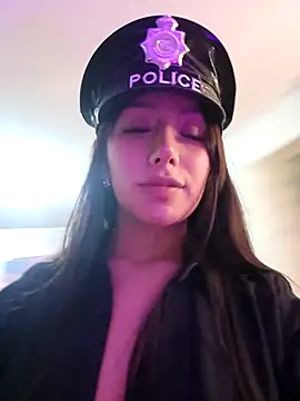 Snapshot of Lau1127 chatting on October 5, 2025, 2:13 am Lau1127 online show from October 5, 2025, 2:13 am