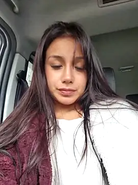 Snapshot of Lau1127 chatting on October 17, 2025, 5:48 pm Lau1127 online show from October 17, 2025, 5:48 pm