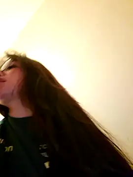 Snapshot of Lau1127 chatting on October 24, 2025, 3:49 am Lau1127 online show from October 24, 2025, 3:49 am