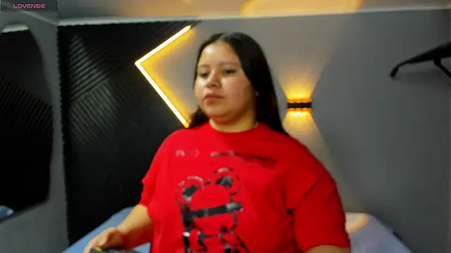 Laia and Aloby online show from March 25, 2026, 10:08 pm