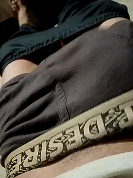 Snapshot of Dreamdaze2025 chatting on March 27, 2026, 1:34 pm Dreamdaze2025 online show from March 27, 2026, 1:34 pm