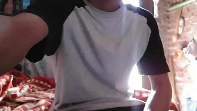 Snapshot of Dreamdaze2025 chatting on March 3, 2026, 5:25 am Dreamdaze2025 online show from March 3, 2026, 5:25 am