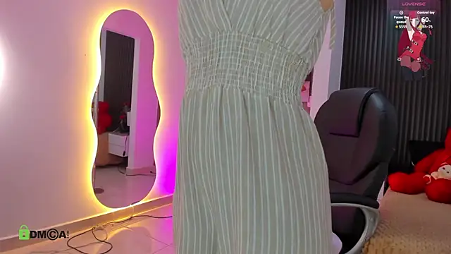 natasha  jackson online show from February 5, 2026, 12:01 pm