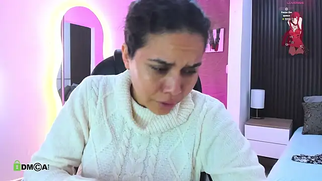 Snapshot of natasha__jackson chatting on November 20, 2025, 12:39 pm natasha jackson online show from November 20, 2025, 12:39 pm