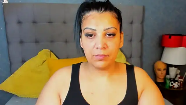 Snapshot of AmyCubes chatting on March 27, 2026, 5:49 am AmyCubes online show from March 27, 2026, 5:49 am