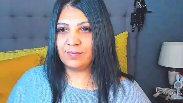 Snapshot of AmyCubes chatting on April 15, 2026, 5:46 am AmyCubes online show from April 15, 2026, 5:46 am