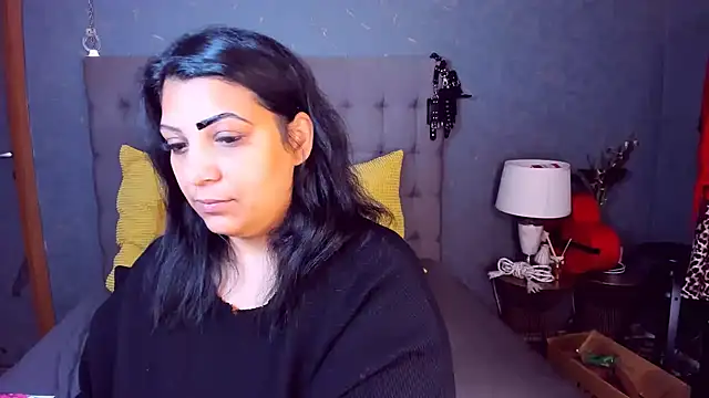 Snapshot of AmyCubes chatting on April 8, 2026, 2:57 am AmyCubes online show from April 8, 2026, 2:57 am