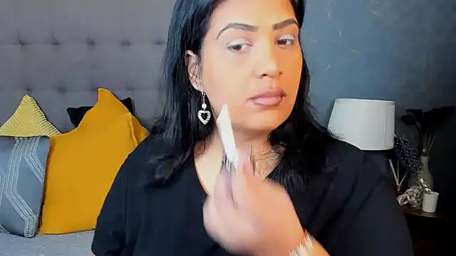 Snapshot of AmyCubes chatting on March 7, 2026, 6:20 am AmyCubes online show from March 7, 2026, 6:20 am