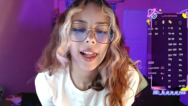 Snapshot of 7Hana7 chatting on October 27, 2025, 7:59 pm 7Hana7 online show from October 27, 2025, 7:59 pm