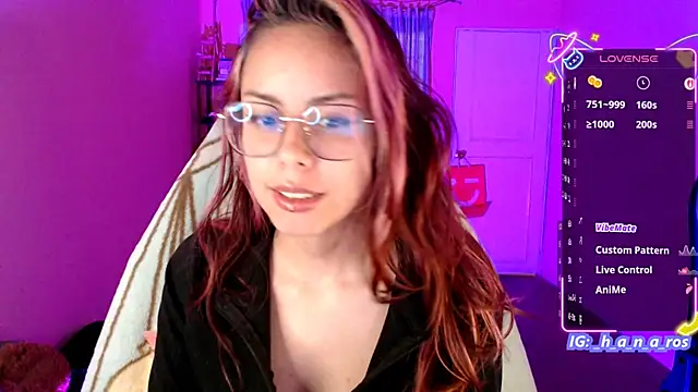 Snapshot of 7Hana7 chatting on October 2, 2025, 8:45 pm 7Hana7 online show from October 2, 2025, 8:45 pm