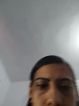 Snapshot of Kiara-Rider chatting on December 3, 2025, 4:39 pm Kiara-Rider online show from December 3, 2025, 4:39 pm