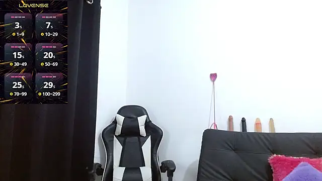 Snapshot of Kiara-Rider chatting on October 28, 2025, 4:39 pm Kiara-Rider online show from October 28, 2025, 4:39 pm